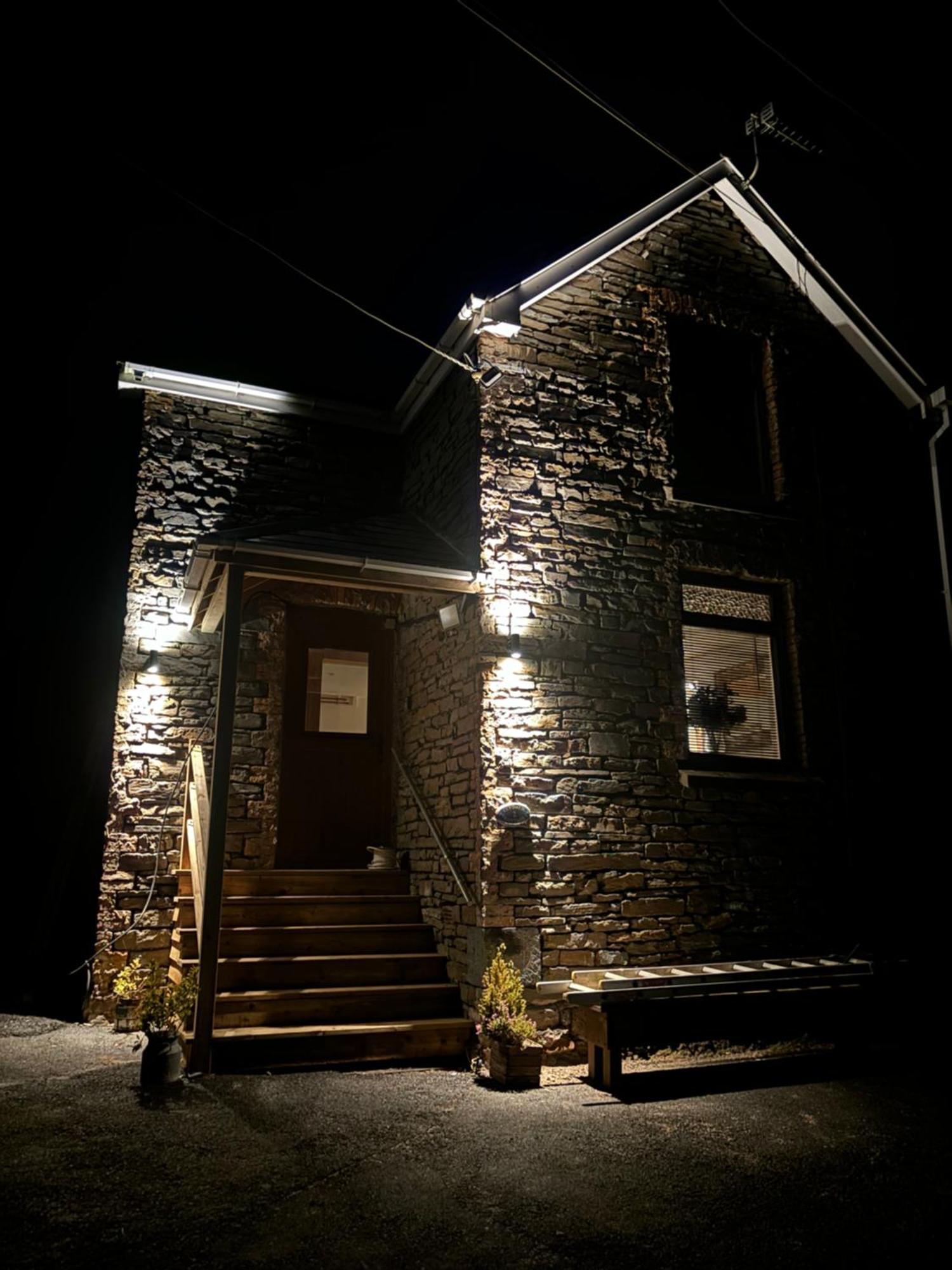 Clydach Cottages Λανέλι Εξωτερικό φωτογραφία